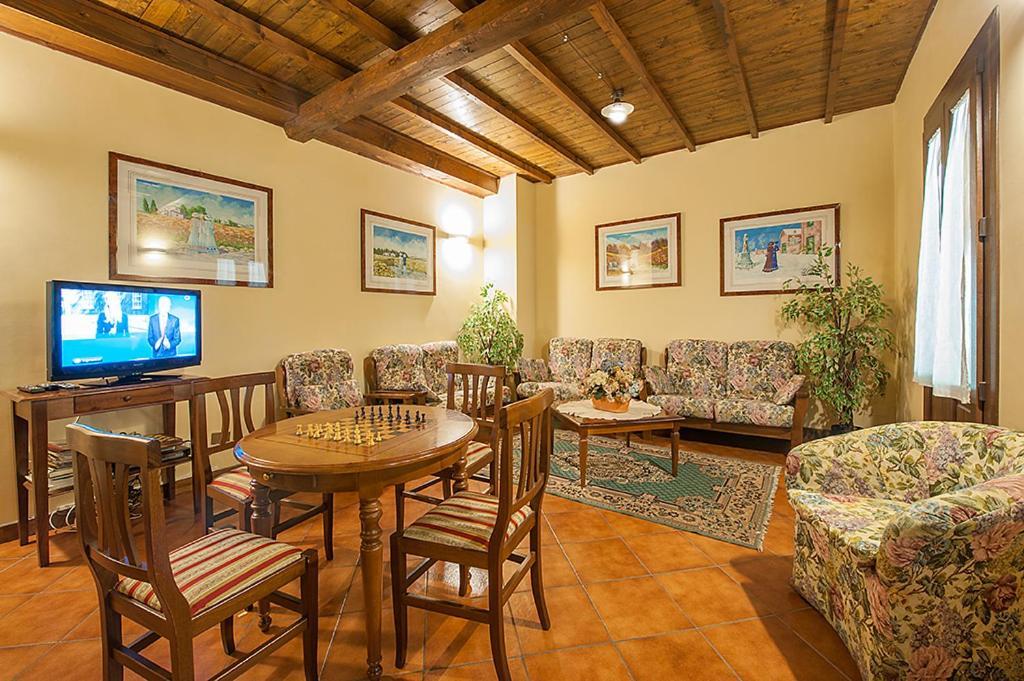 Hotel Plestina Ristorante Pizzeria 3*
